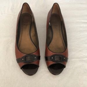 Joan & David Circa Bronze Peep-Toe Wedge Size 9.5